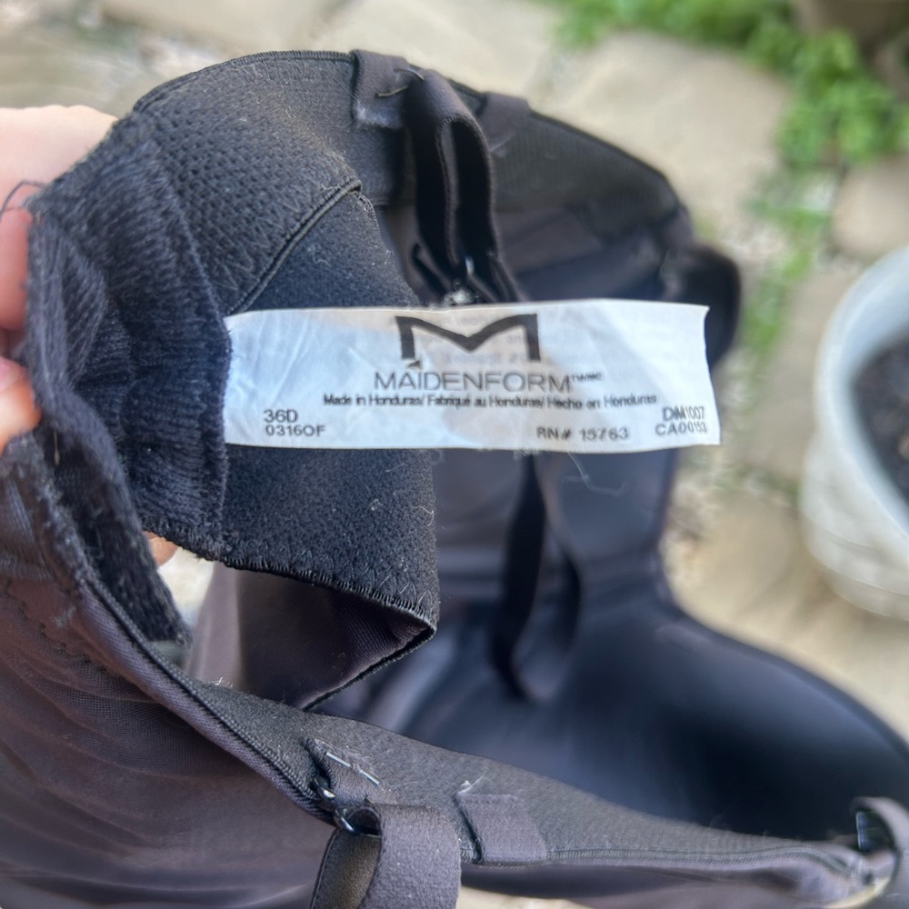 Maidenform Black Supportive Slip with Built-In Cups - Picture 4 of 4